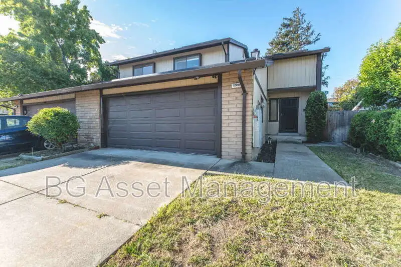 1200 Shaddick Dr photo 2