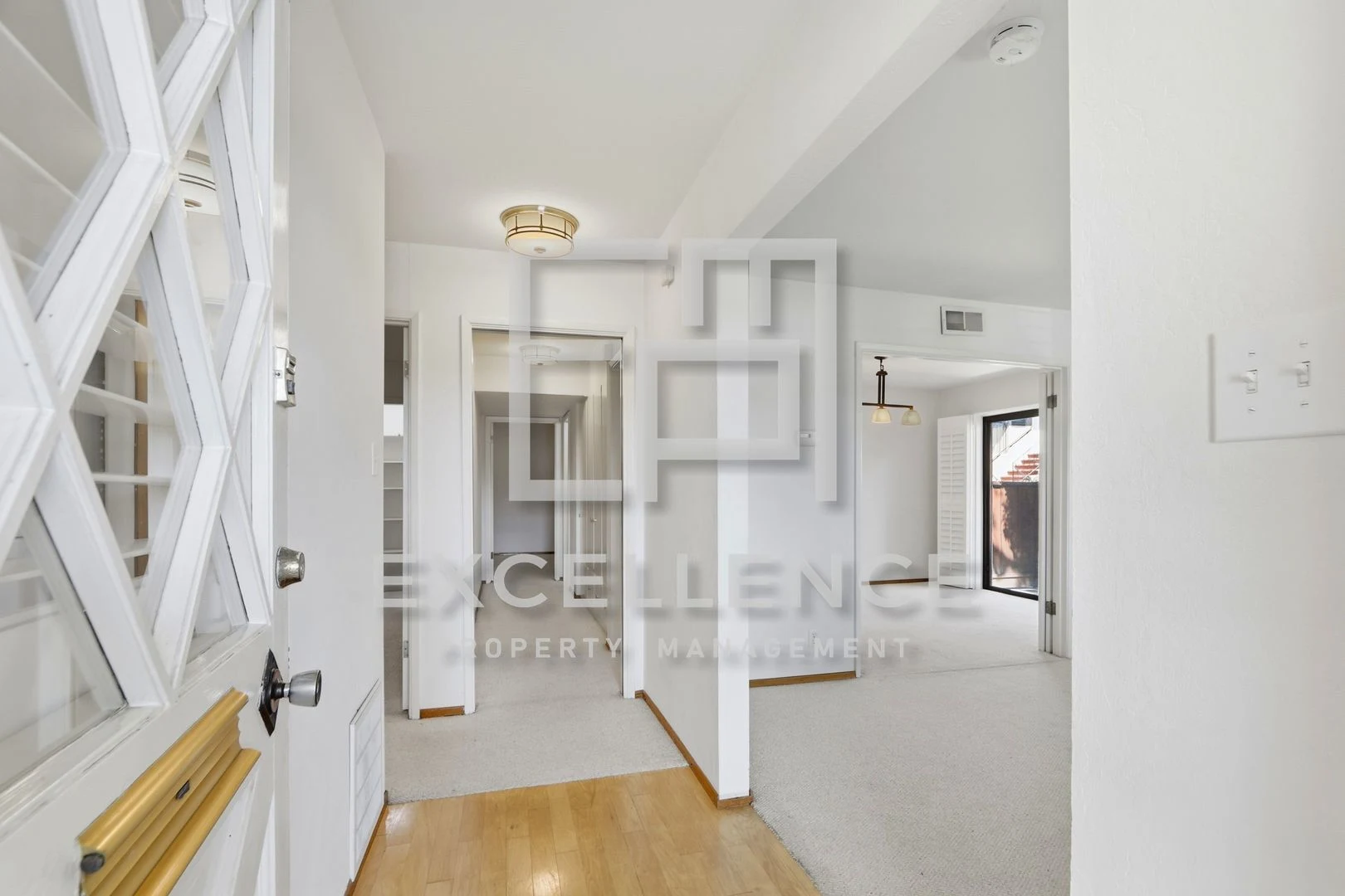 4Plex Front 2/1.5 With Office Unit - 1 Car Garage, Fireplace, Enclosed Patio, Ac, Santa Clara Utilities photo 4