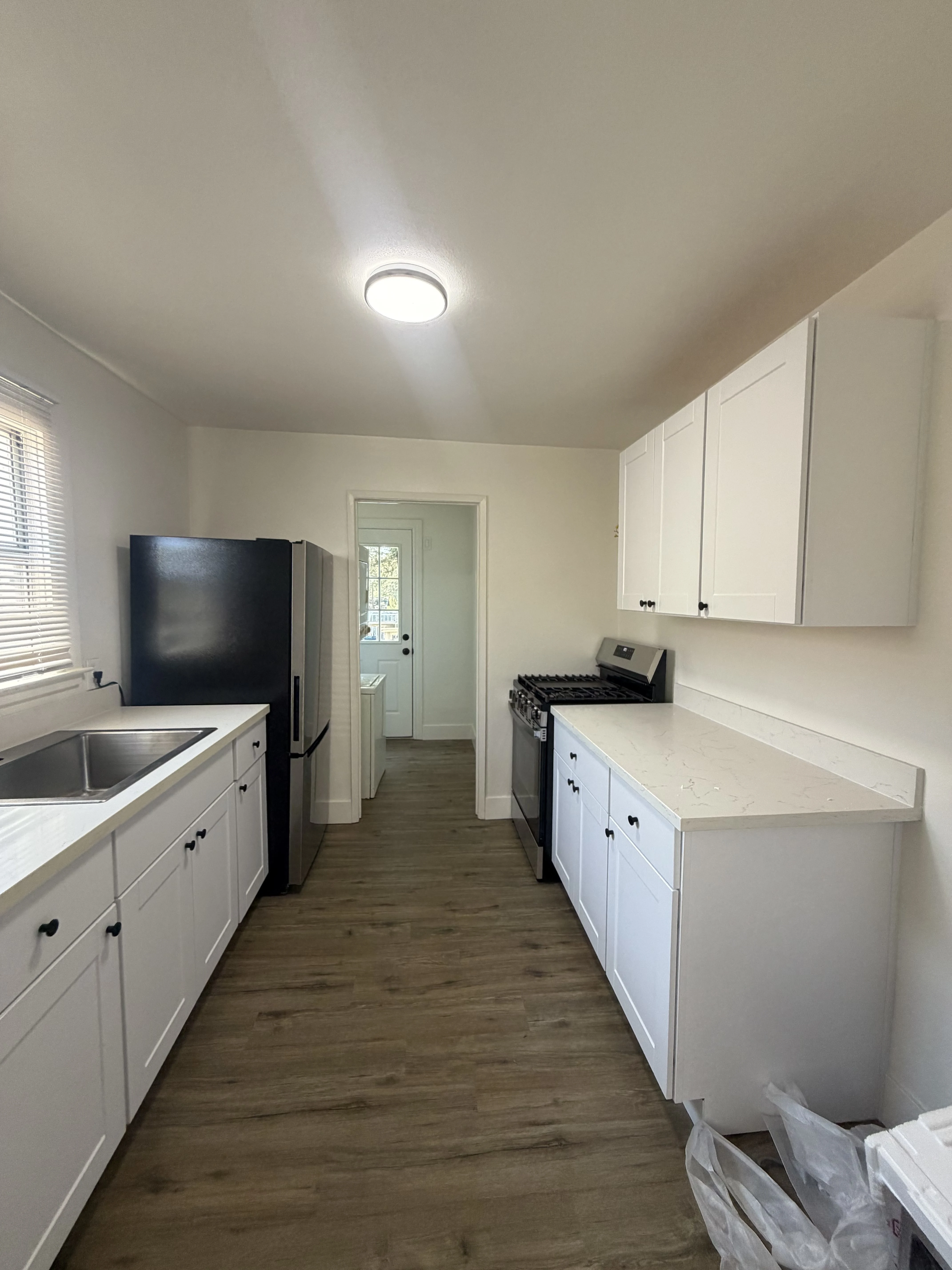 1602 Grandview Ave photo 5