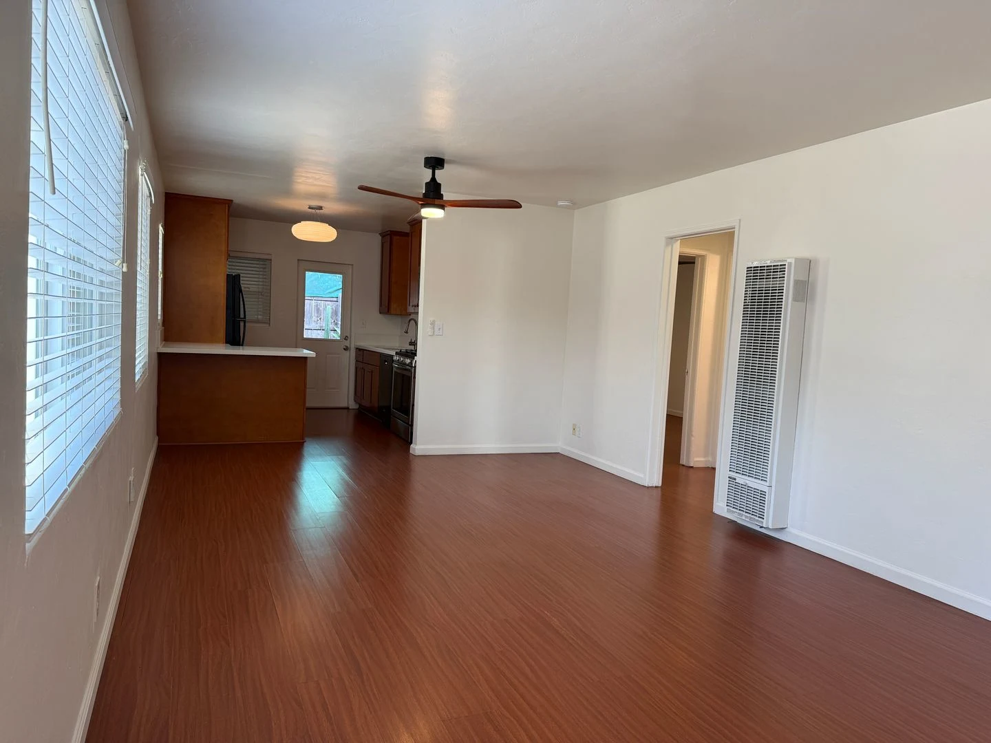 Charming 2br/1ba Downstairs Unit With Private Yard In South Park photo 2