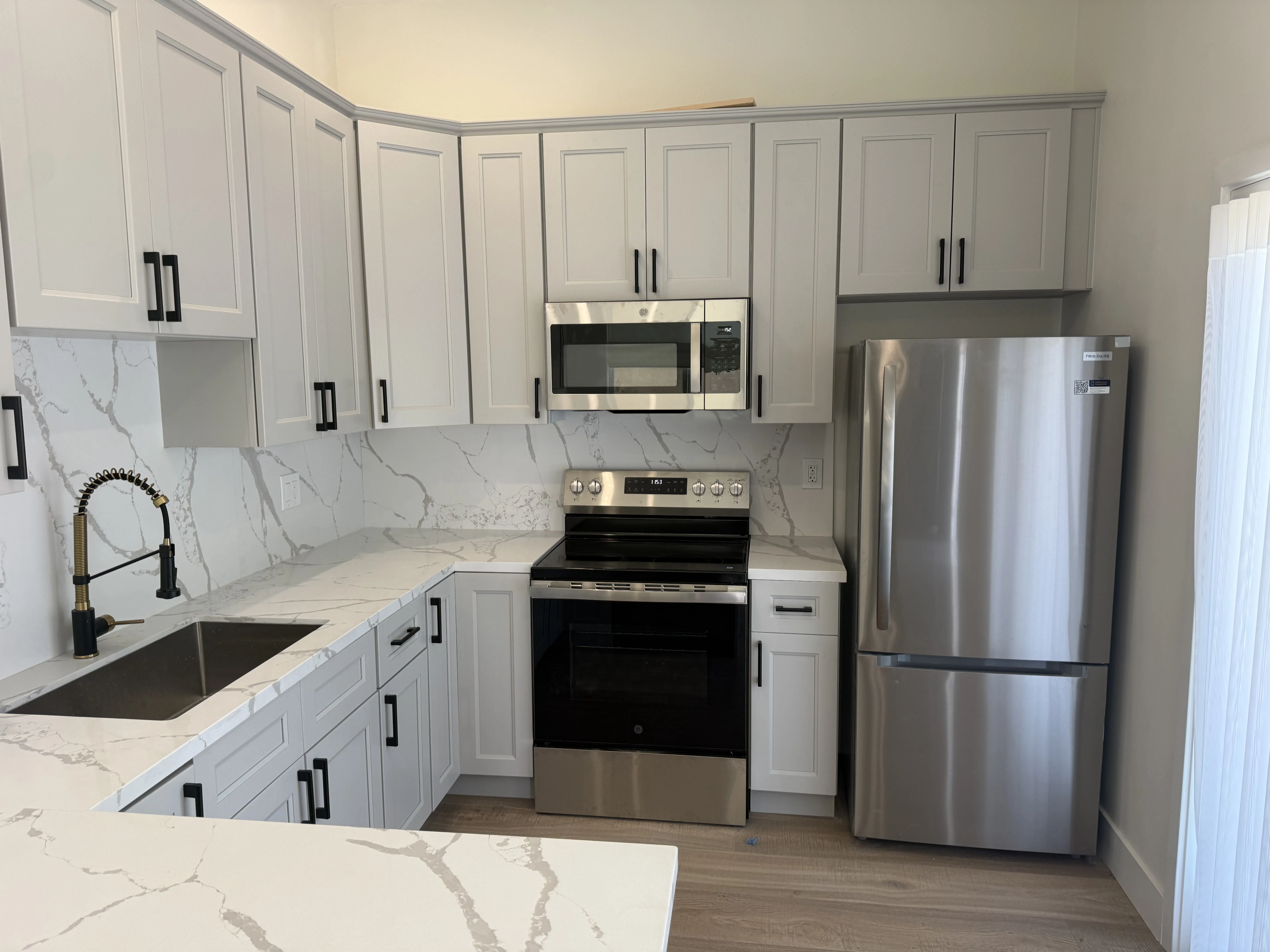 3204 Neosho Pl photo 3