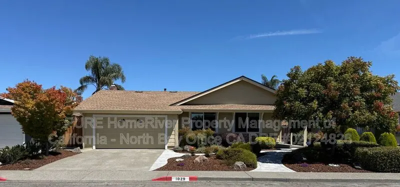 1029 Saint Francis Dr photo 2
