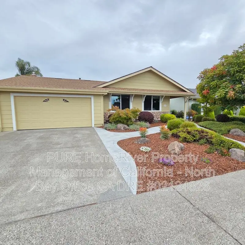 1029 Saint Francis Dr photo 4