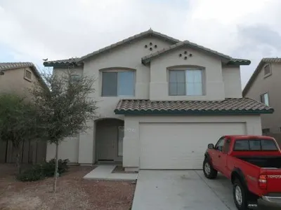 3 Beds, 1,938 Sqft photo 3