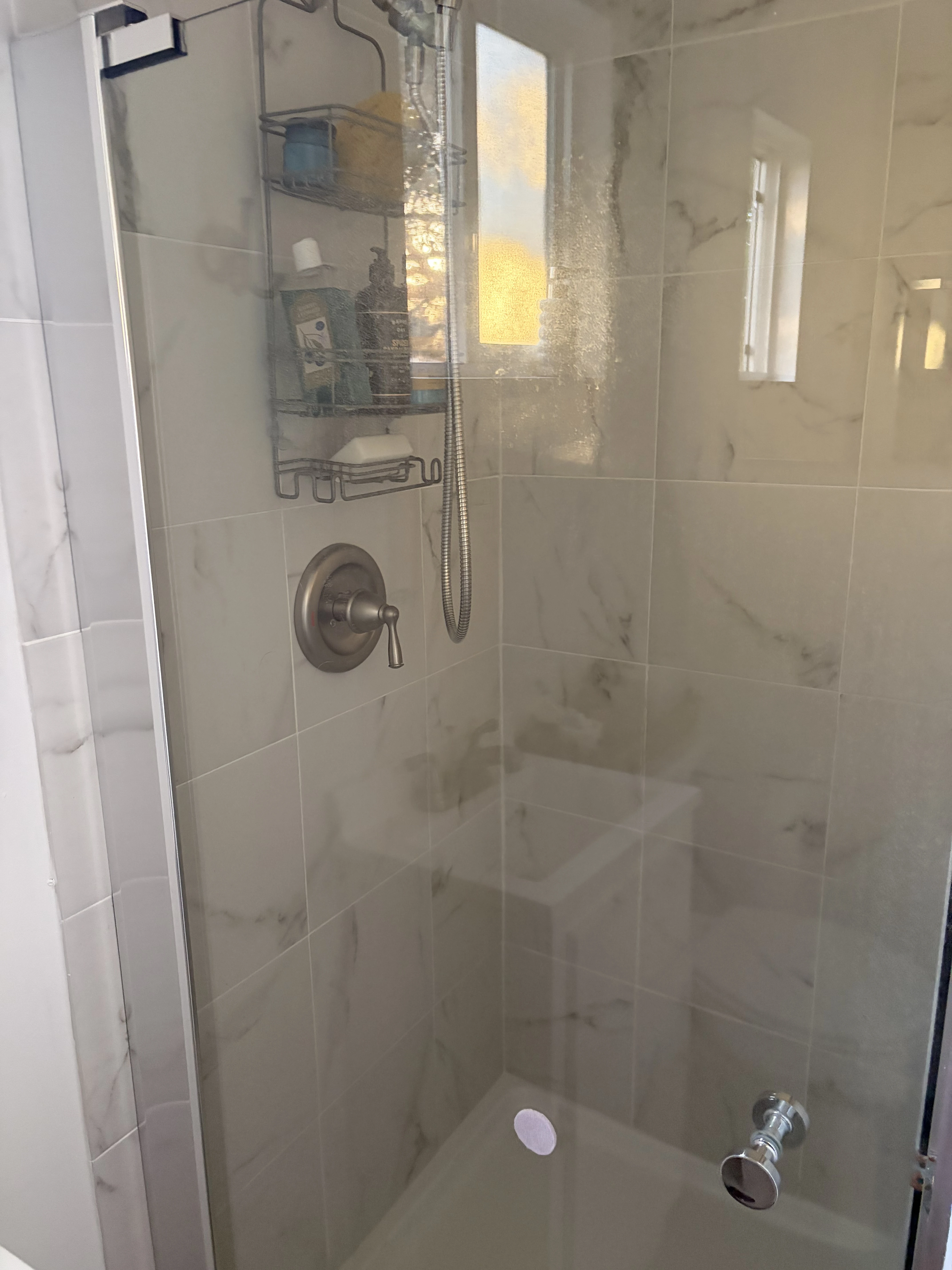4665 Kleefeld Avenue, Unit Studio Rental photo 5
