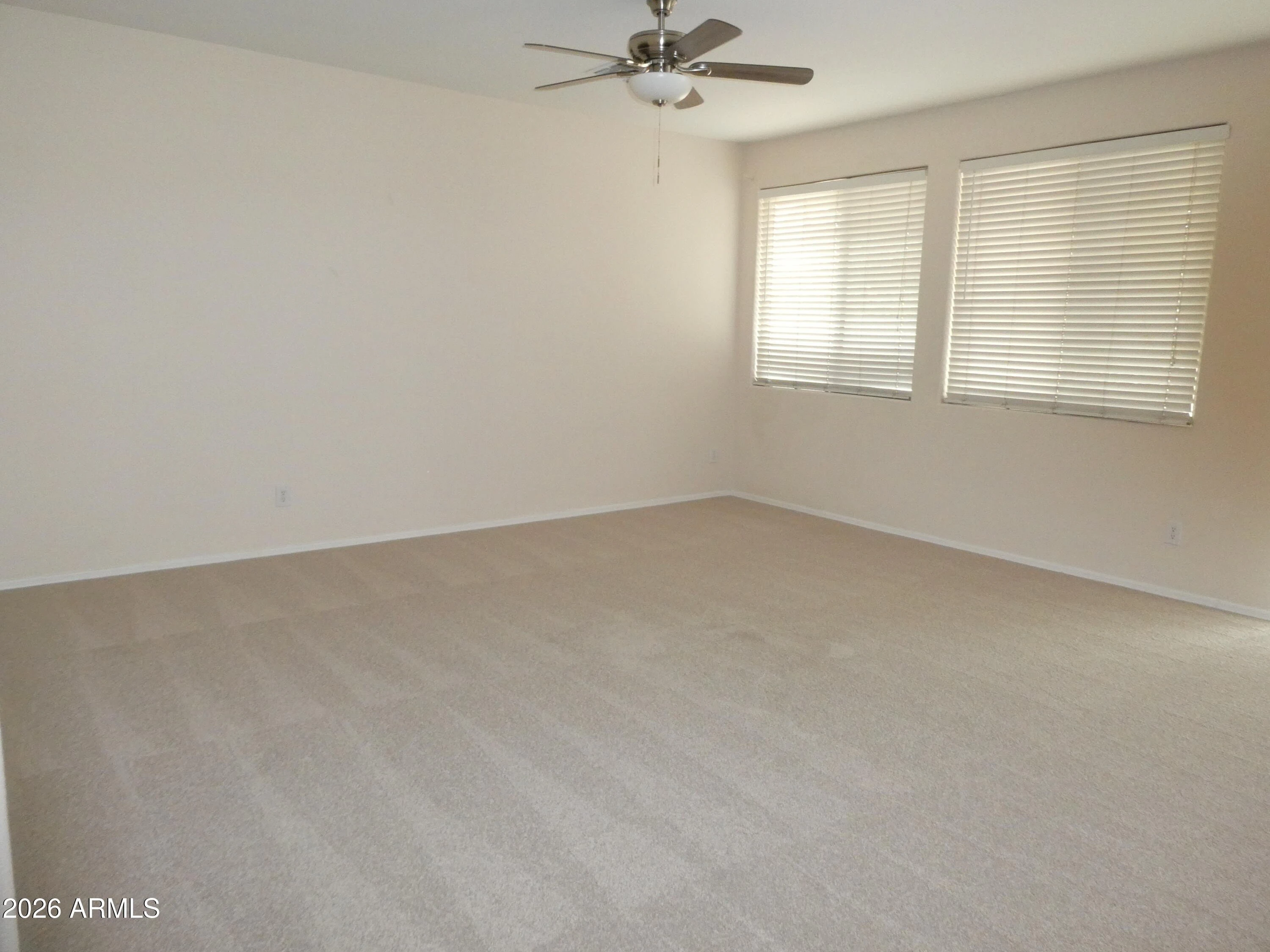 8812 W Glenn Dr photo 5