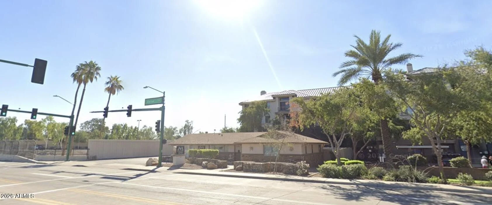 1711 E COLTER Street photo 3