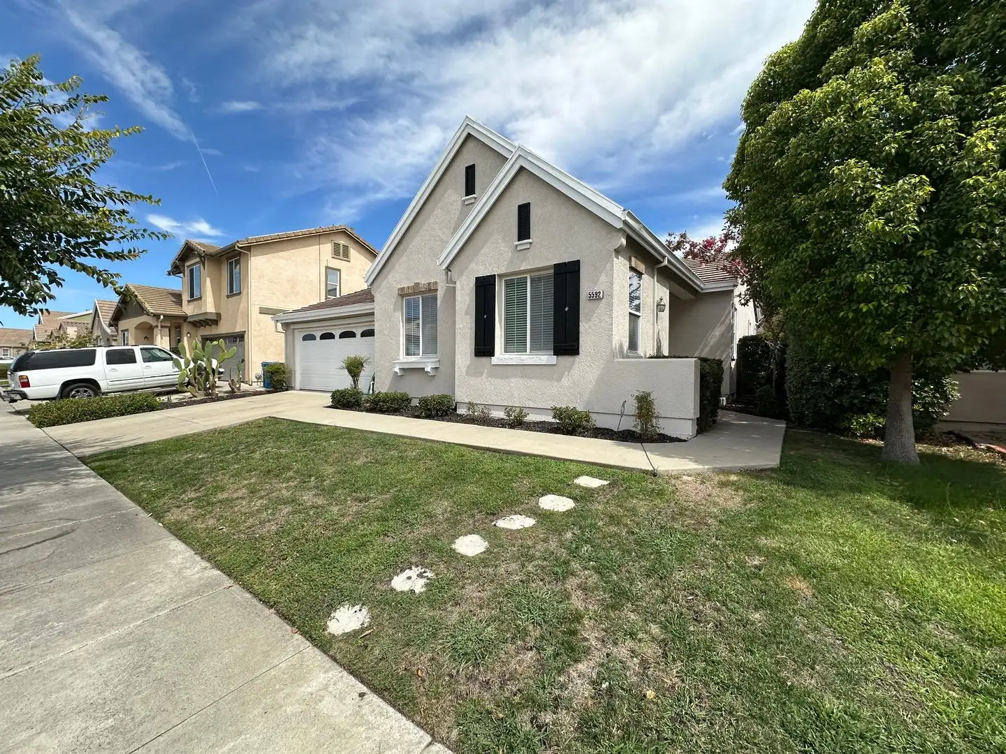 5592 Plumbridge Way photo 4