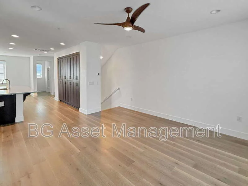 223 Bolt Ct photo 5