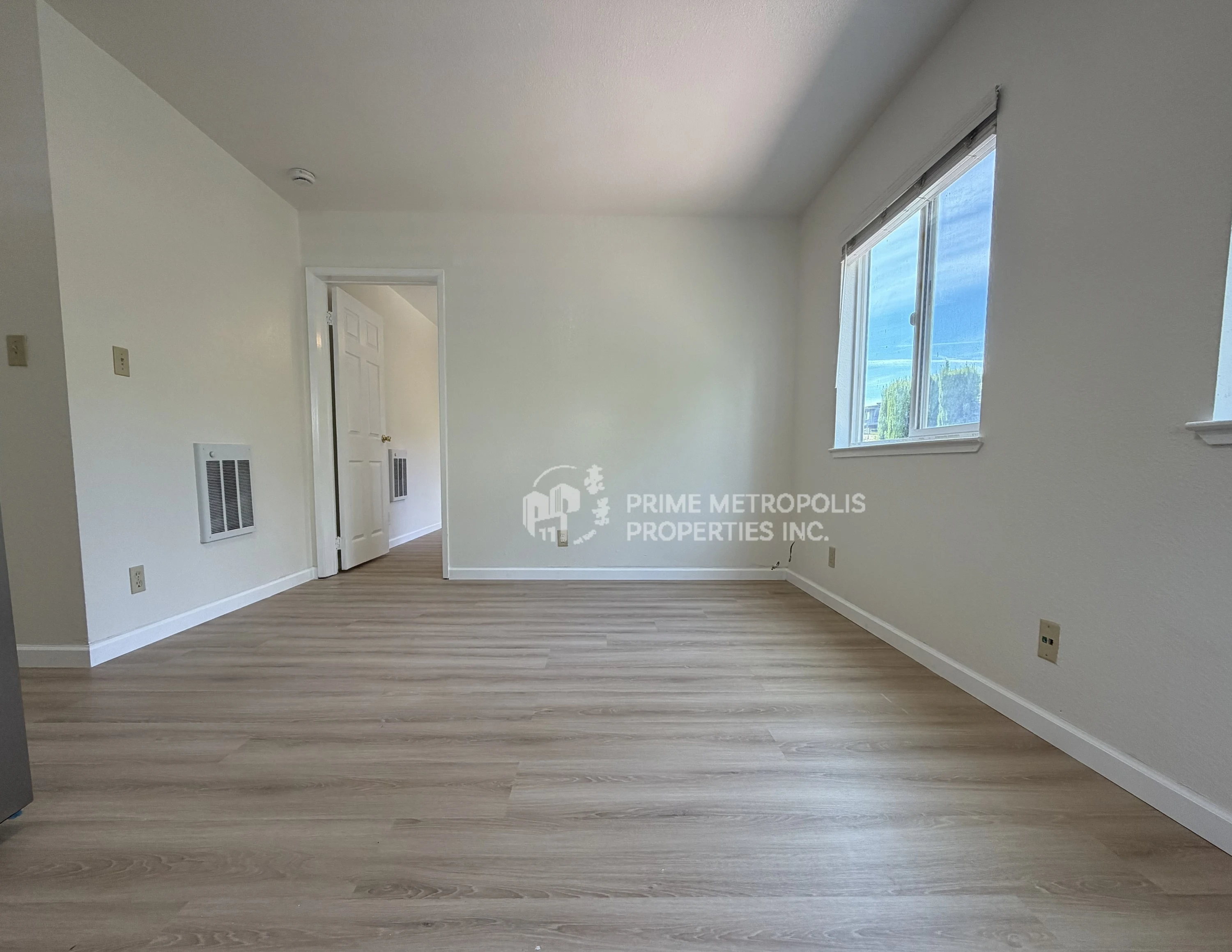 447 Haddon Rd photo 5