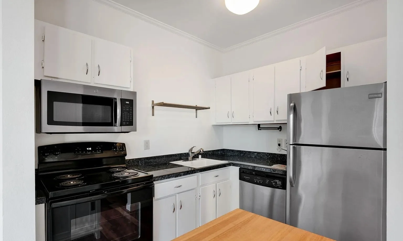 2420 Geary Blvd San Francisco, CA 94115 photo 3