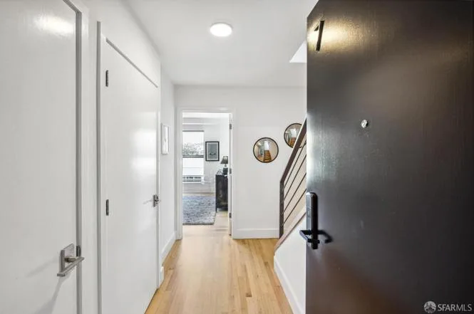 11 Haight St Apt 7 photo 3