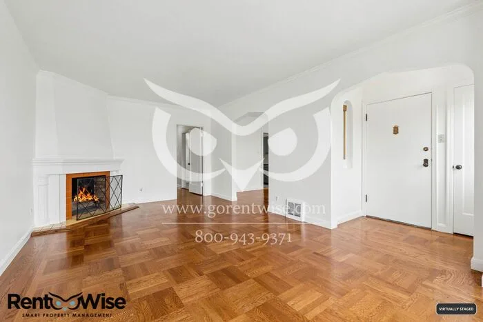 2174 32nd Ave photo 2