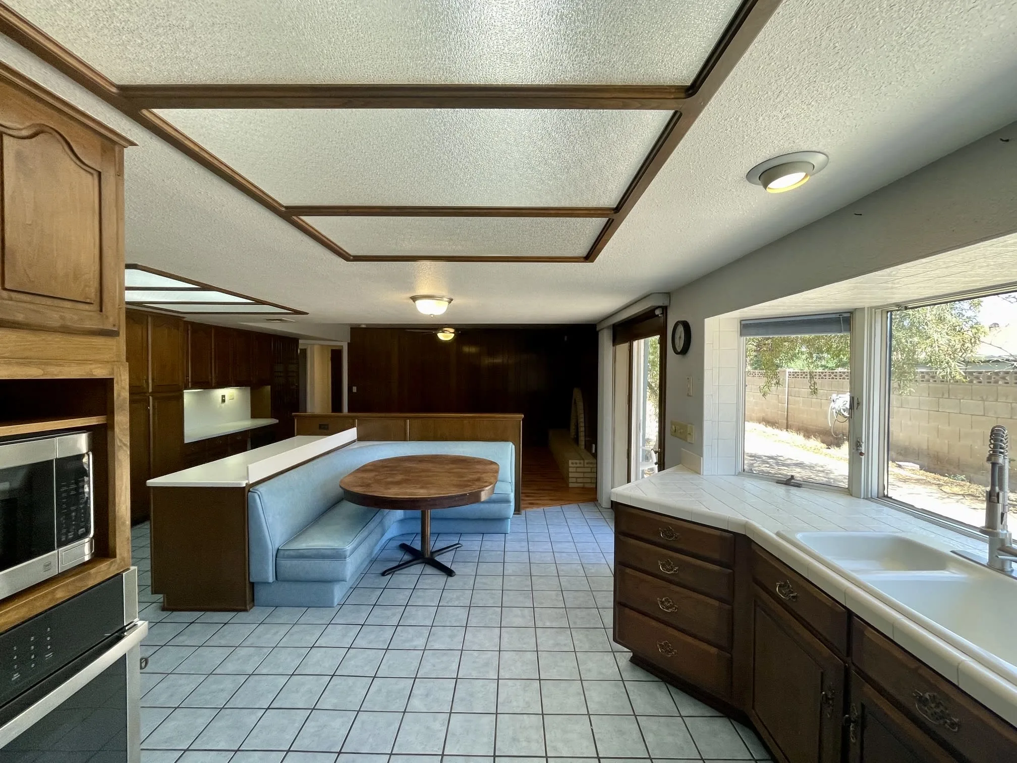 3436 W Kaler Dr photo 4