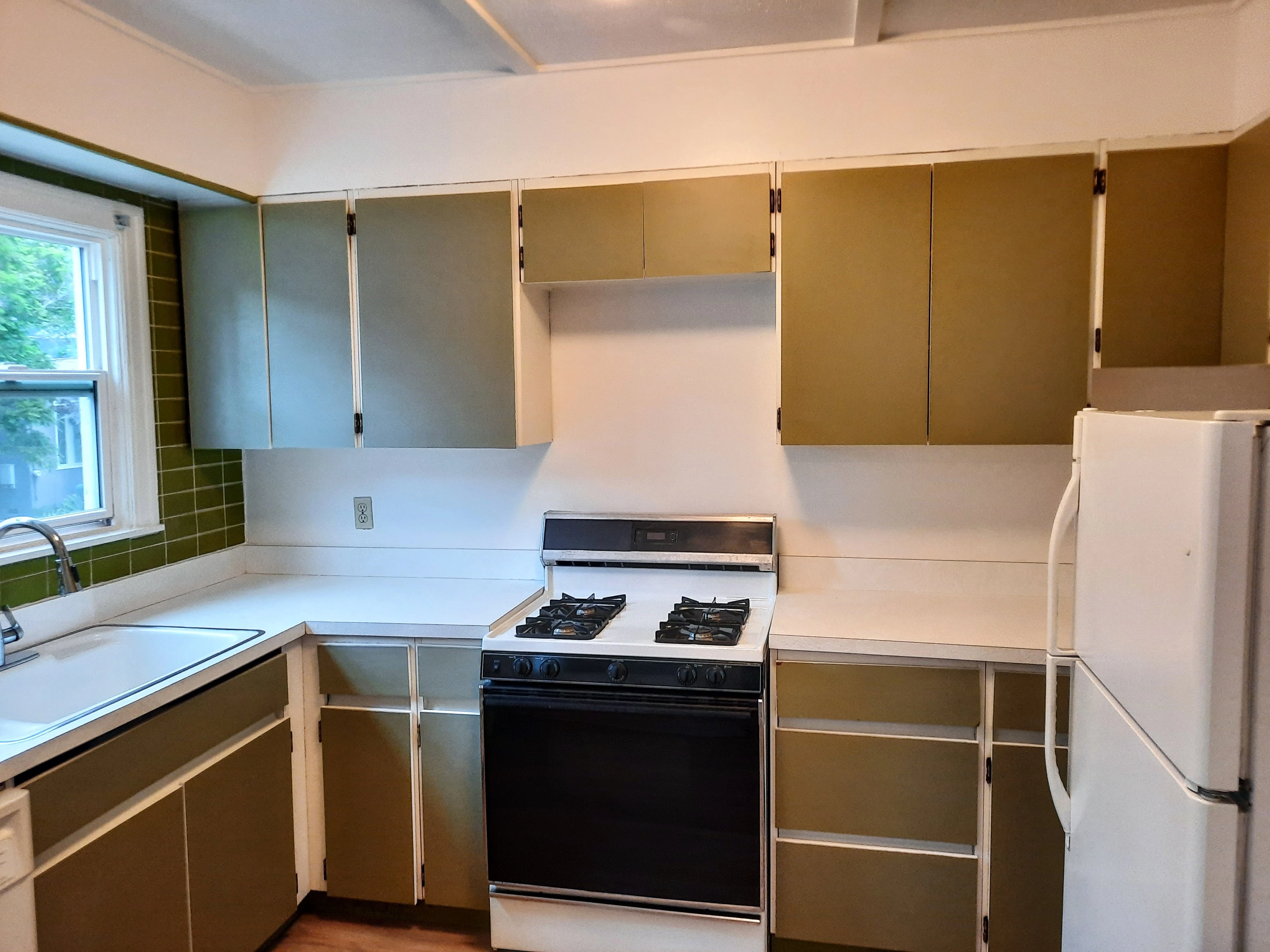 3507 Victor Ave photo 3