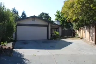 2456 San Venito Way photo 2