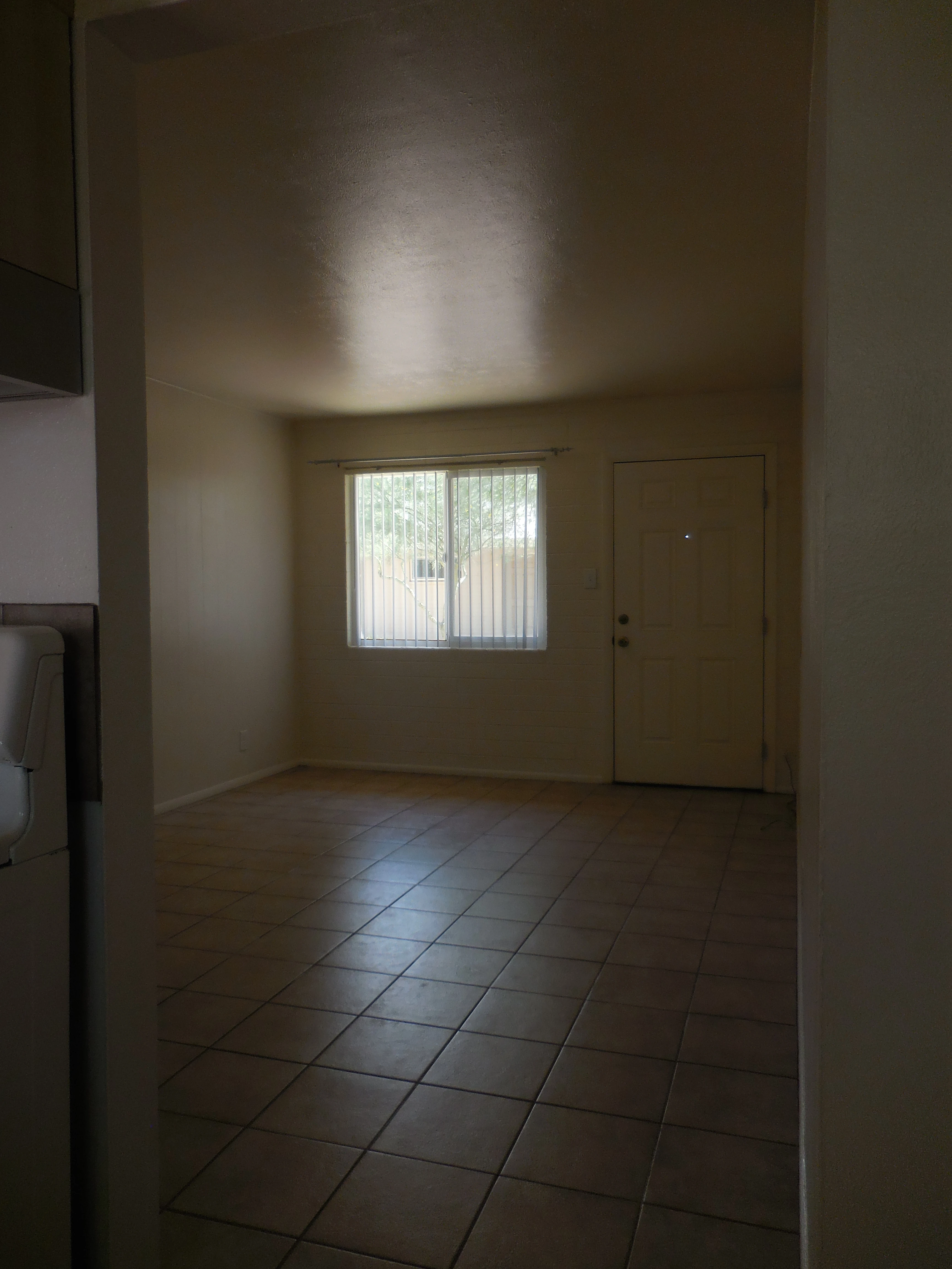 1200 E Spence Ave photo 5