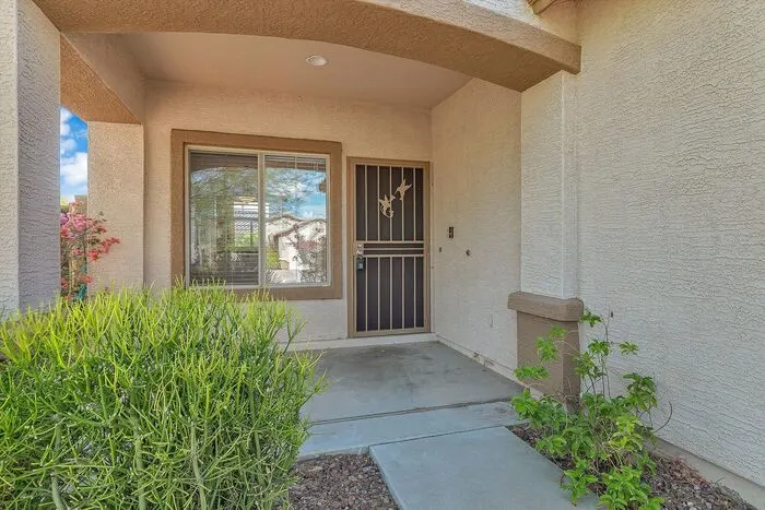 40716 N Capital Ct Anthem, AZ 85086 photo 4