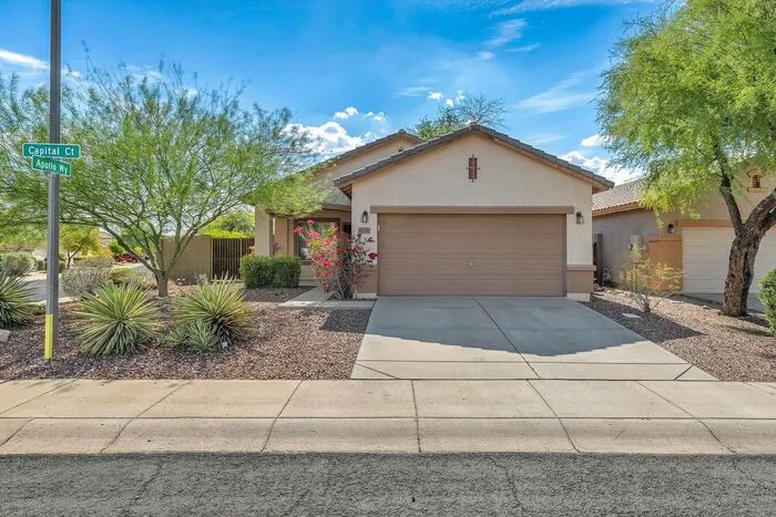 40716 N Capital Ct Anthem, AZ 85086 photo 2