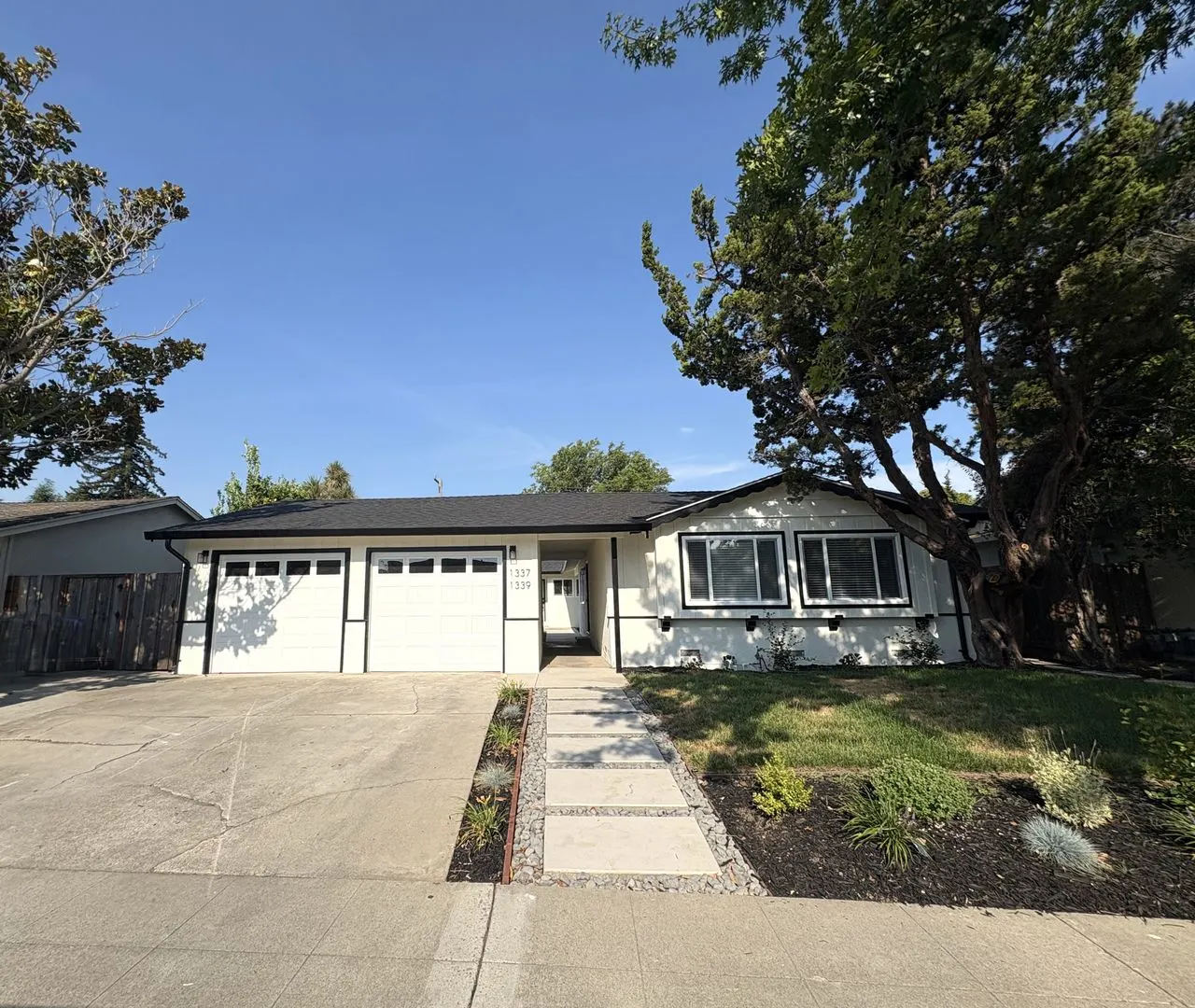 3BR/2BA Duplex on Kingfisher Way · Sunnyvale