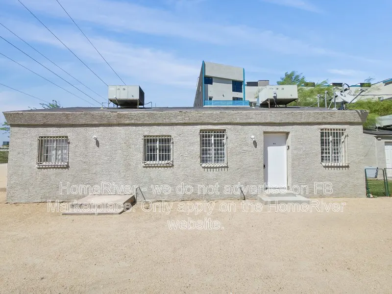 817 S 3rd Ave photo 4