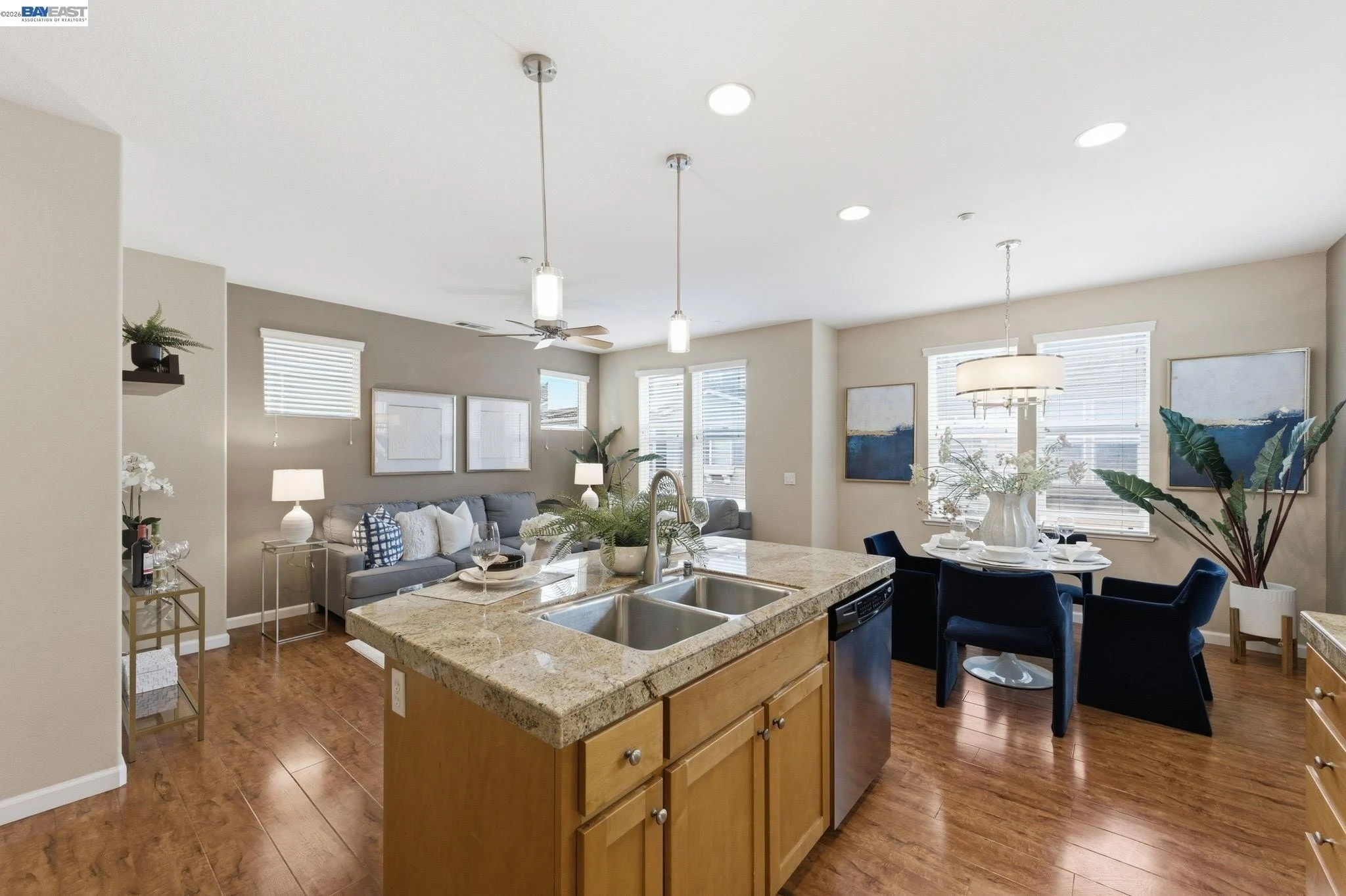 6005 Hillbrook photo 4