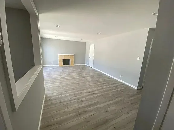 678 Santa Paula Ave photo 3