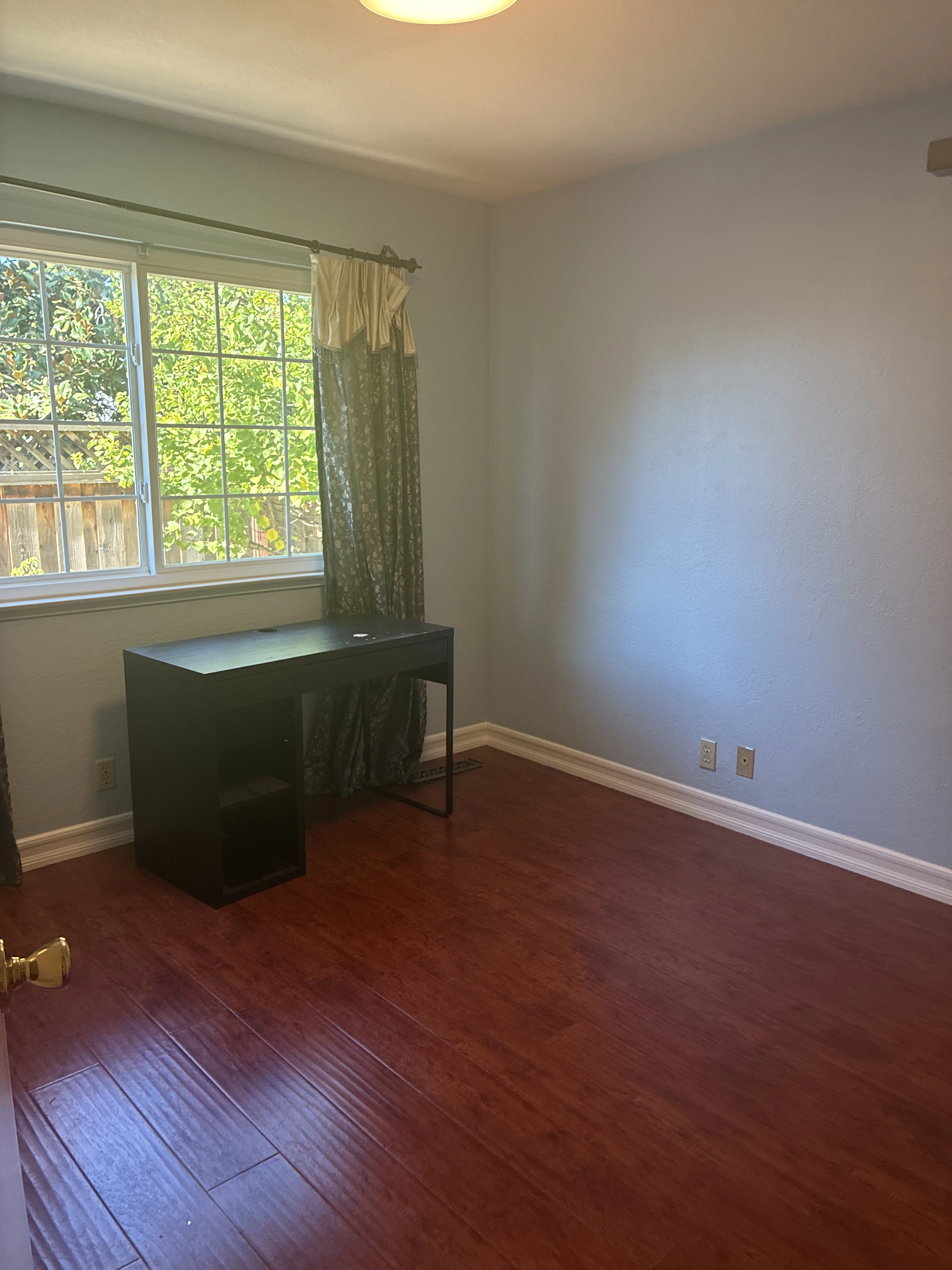 4104 Amos Way photo 2