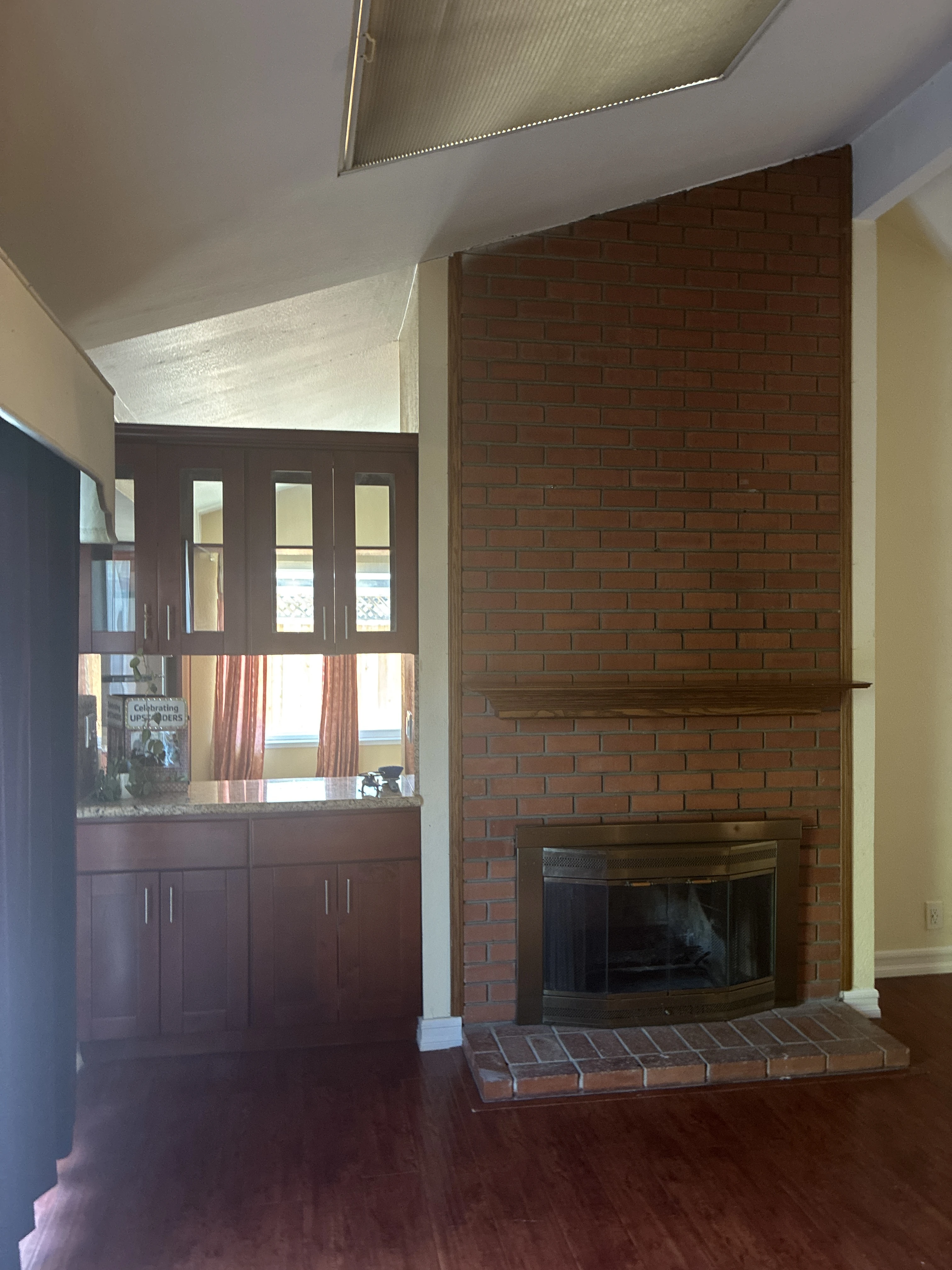 4104 Amos Way photo 3