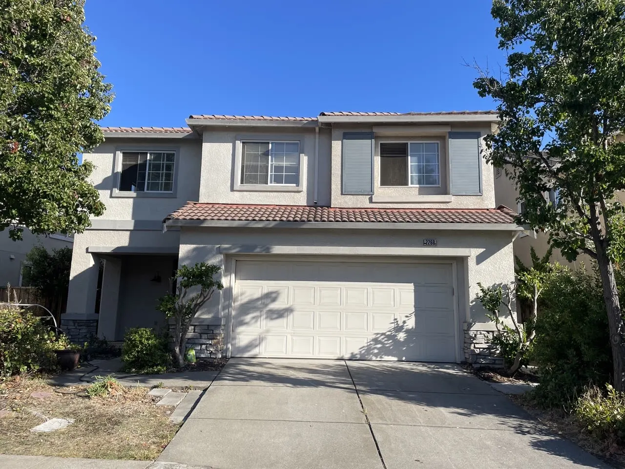2268 Mariner Way photo 2