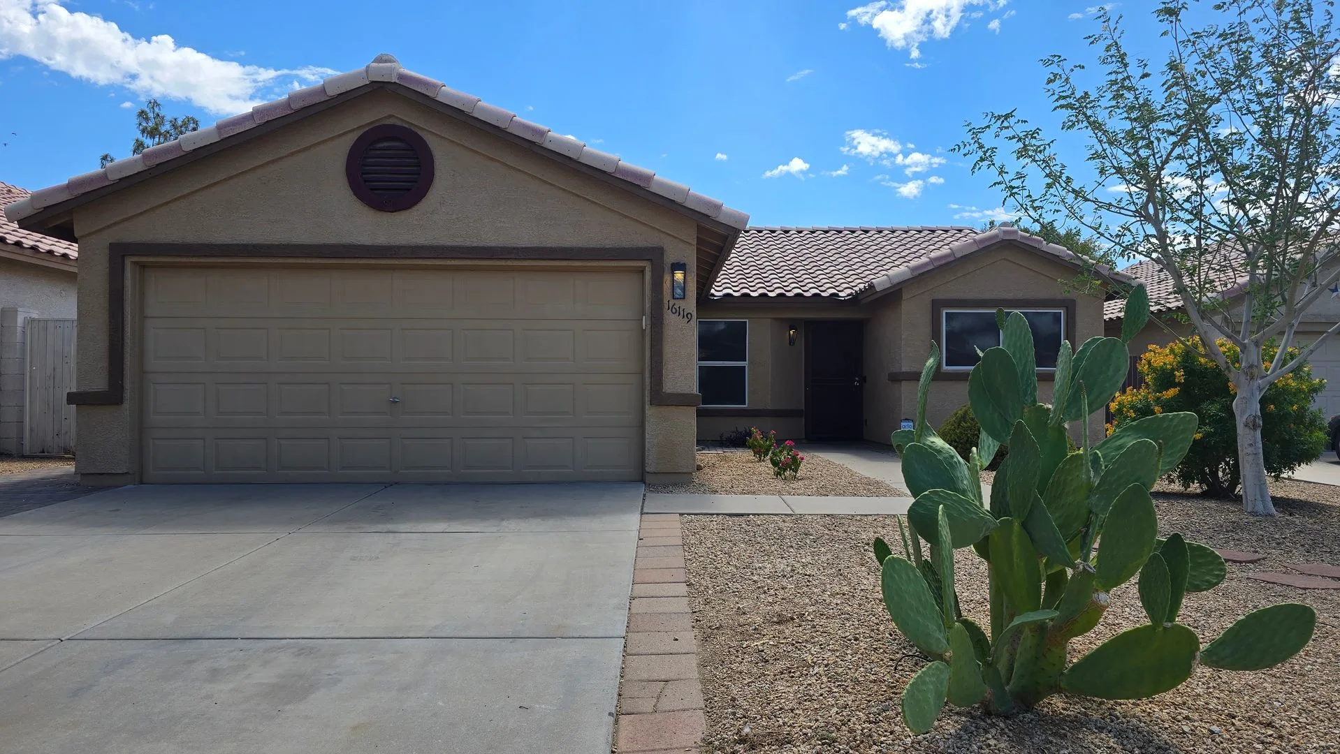 16119 W Hadley St Goodyear, AZ 85338 photo 2