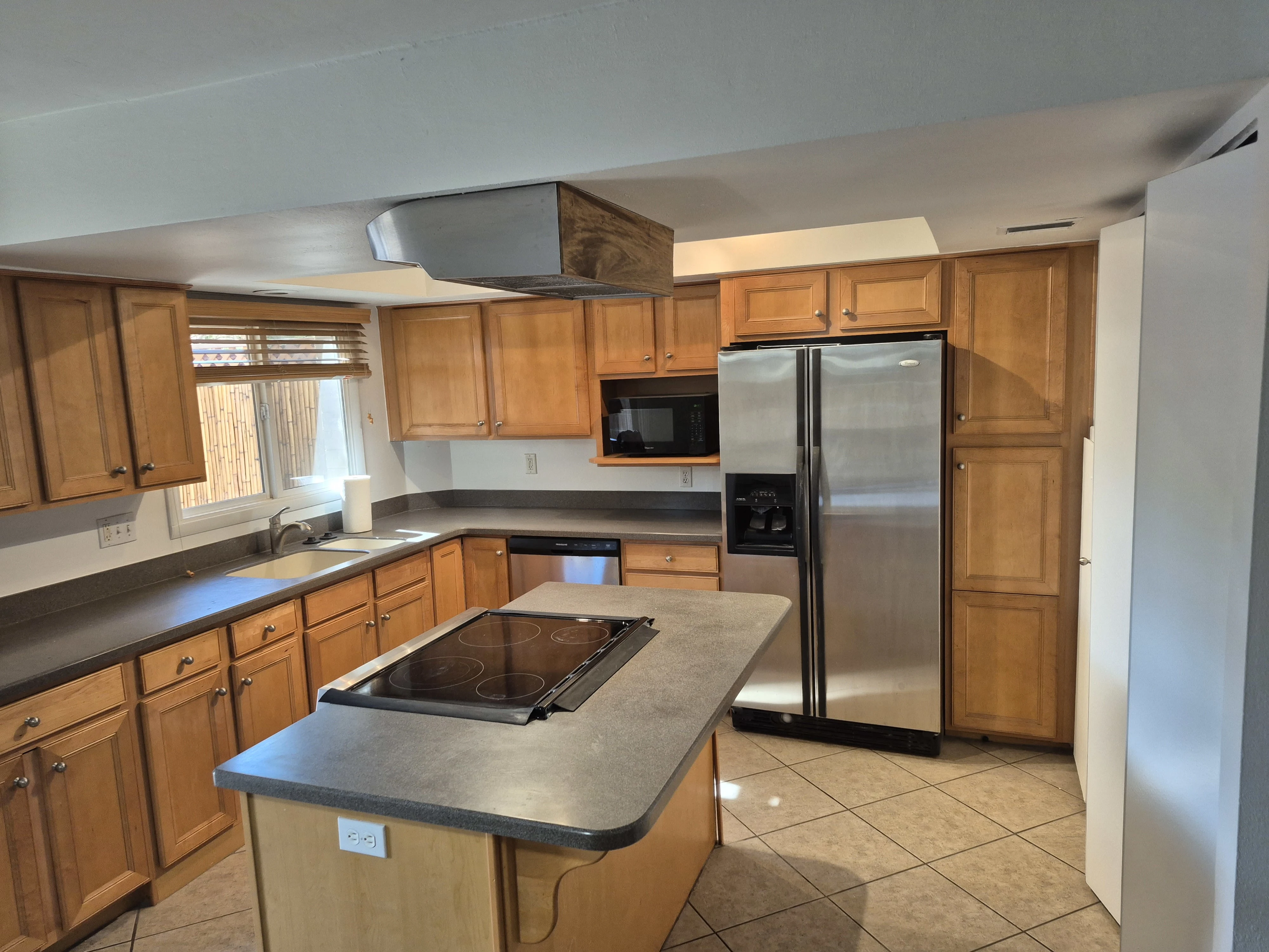 6021 N Granite Reef Rd photo 3