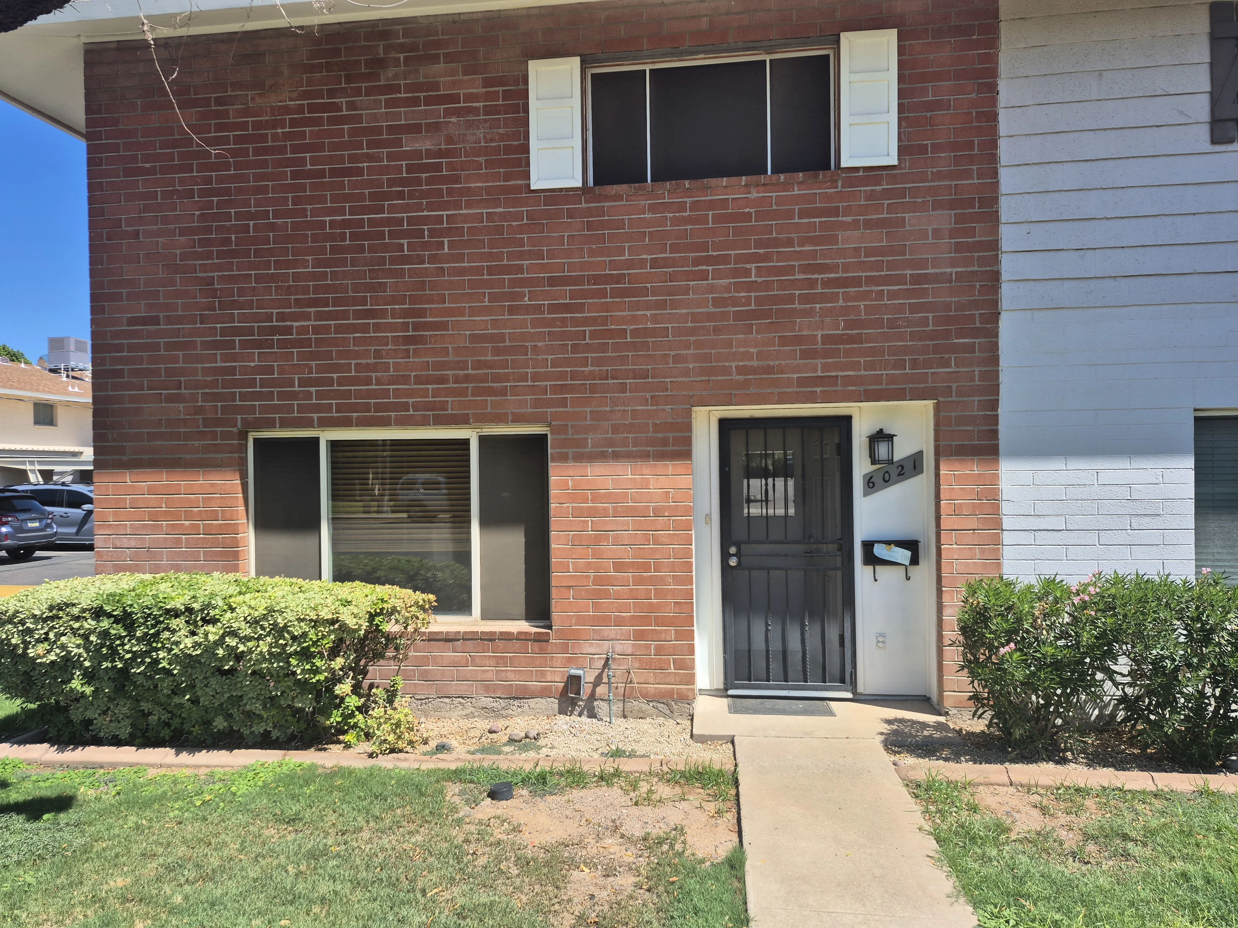 6021 N Granite Reef Rd photo 5