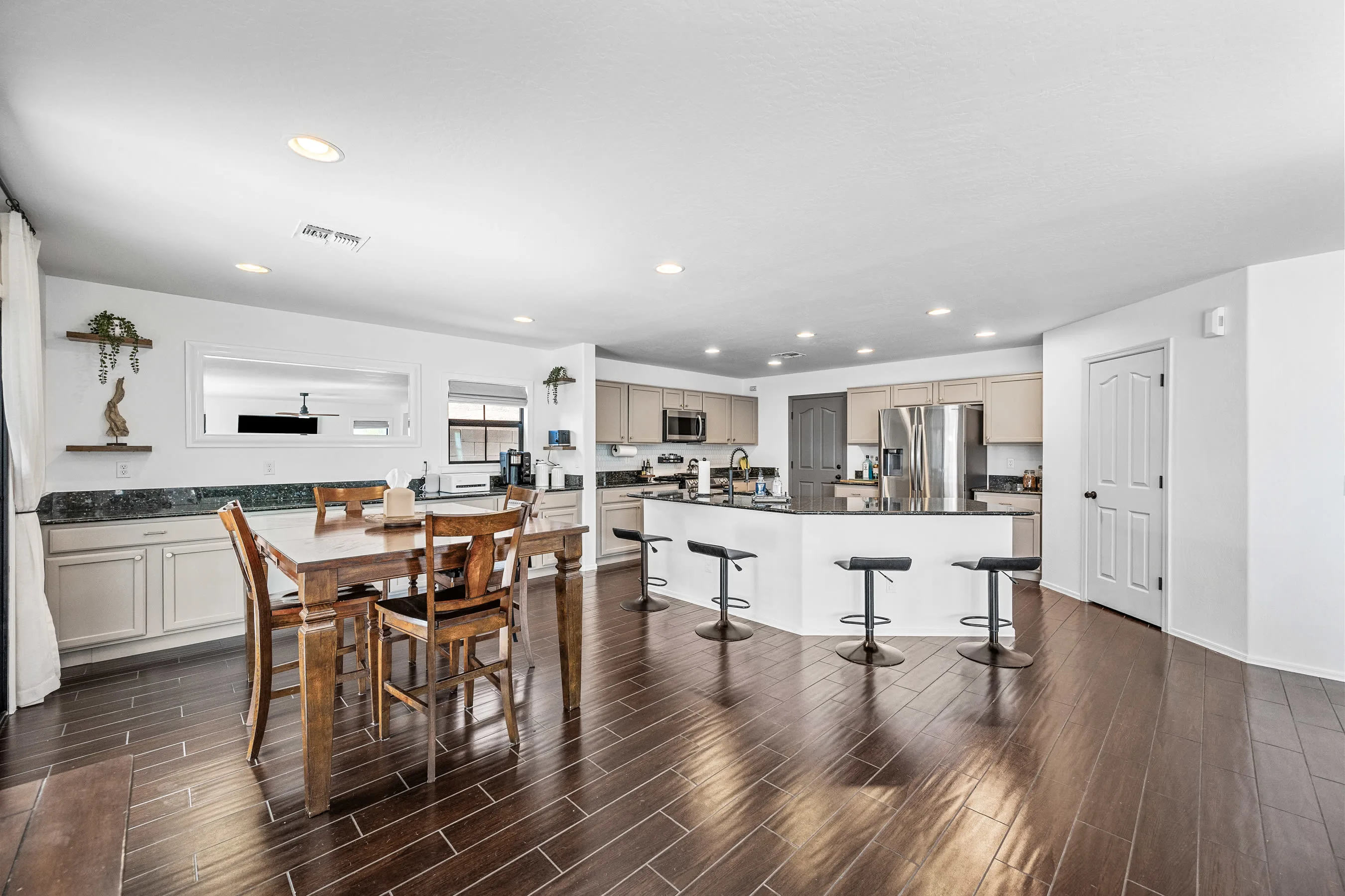 3905 Kirkland Avenue photo 3
