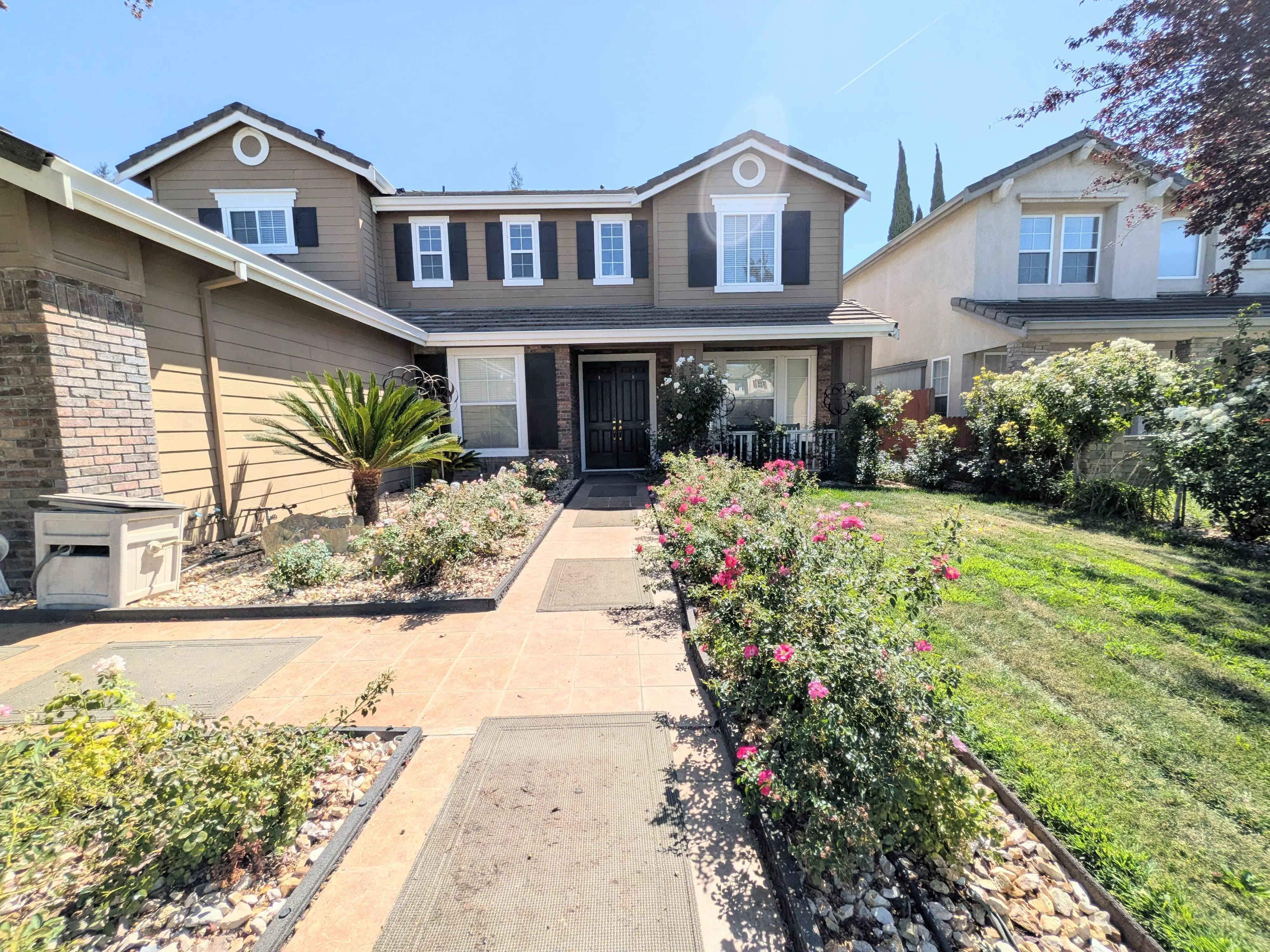 482 Quail Run Cir photo 4