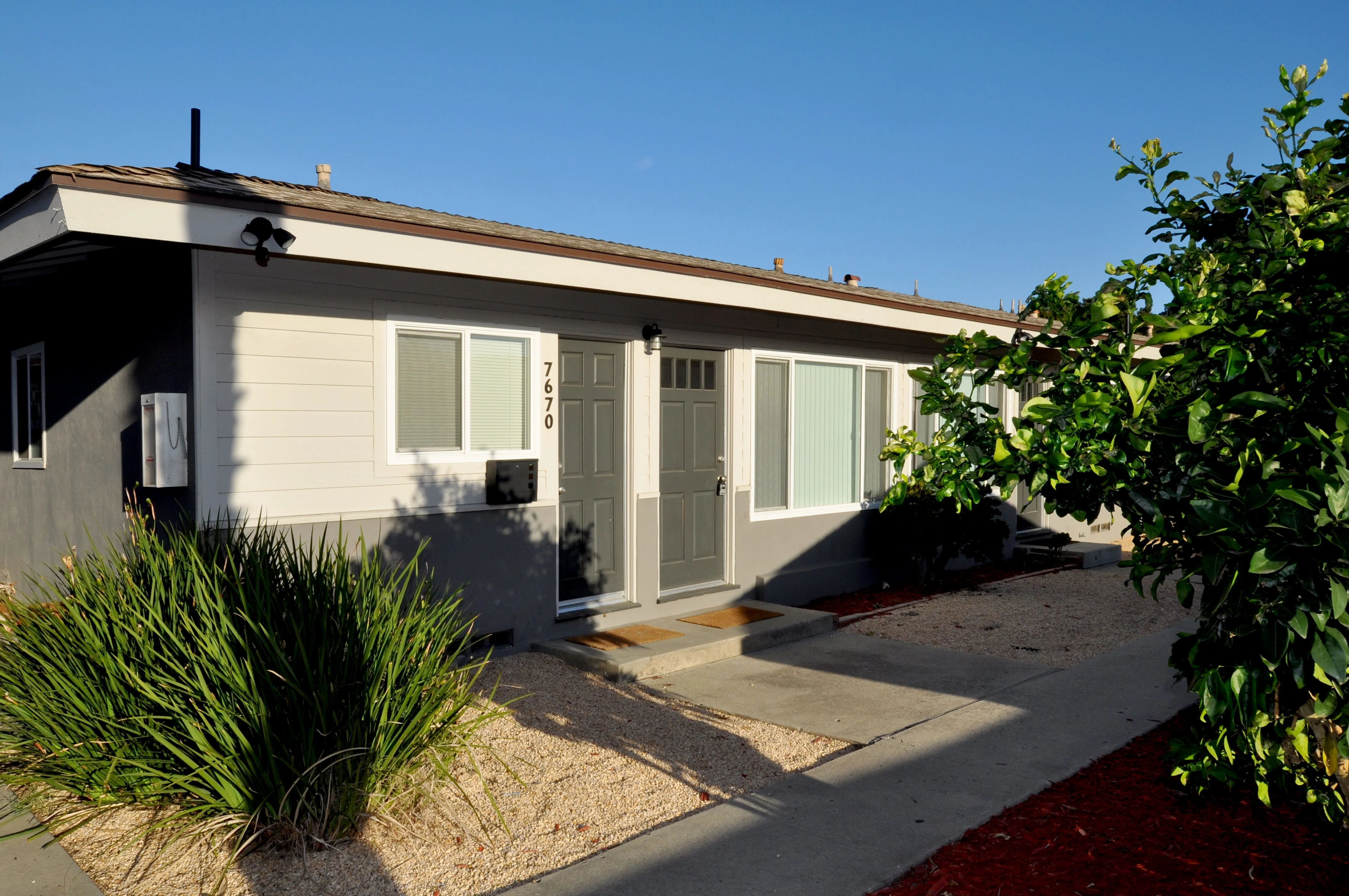 7670 Normal Ave unit 7670 photo 2