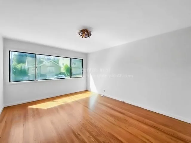 226 Ortega St. photo 3