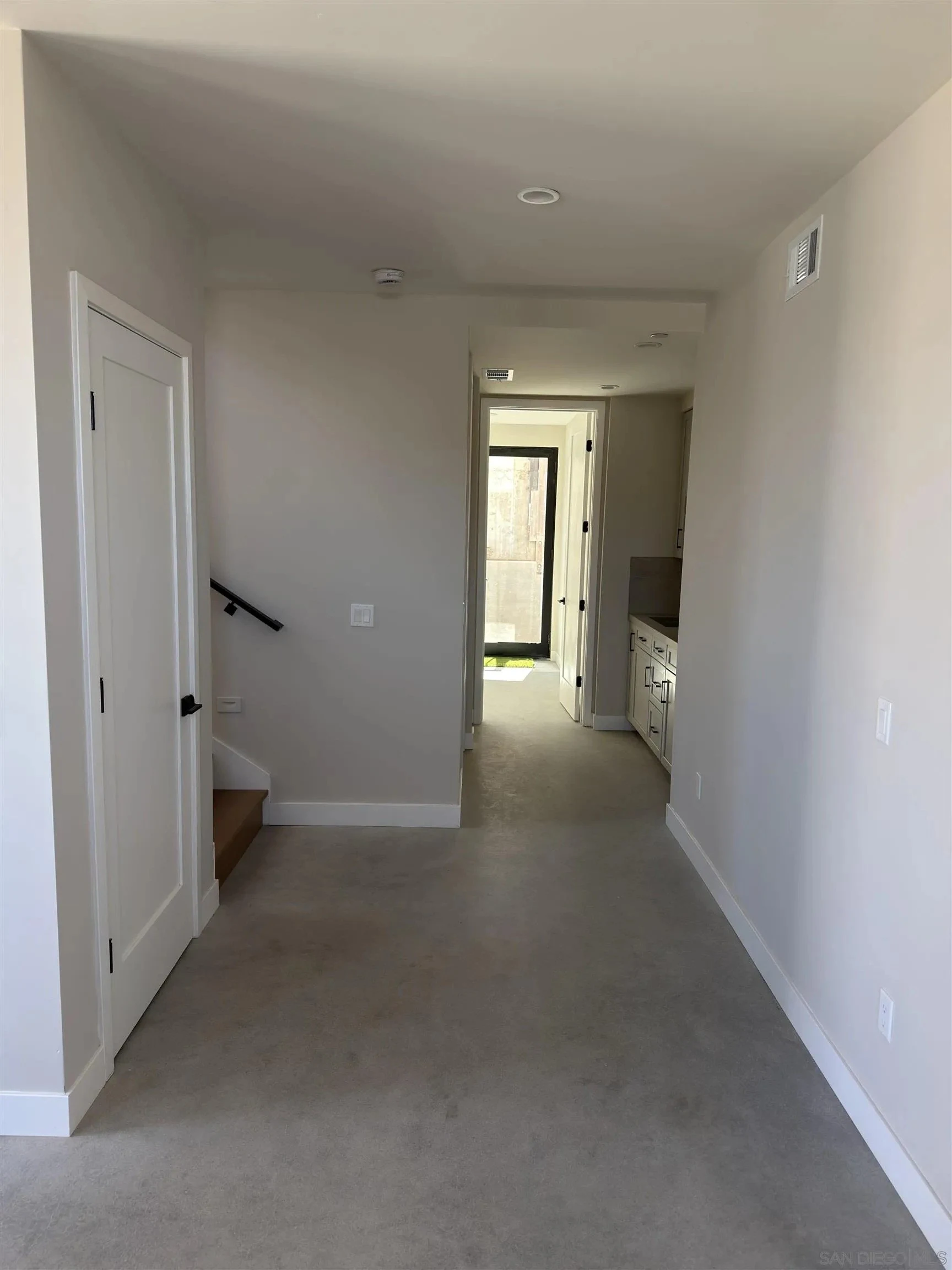 4645 Coronado Ave photo 5