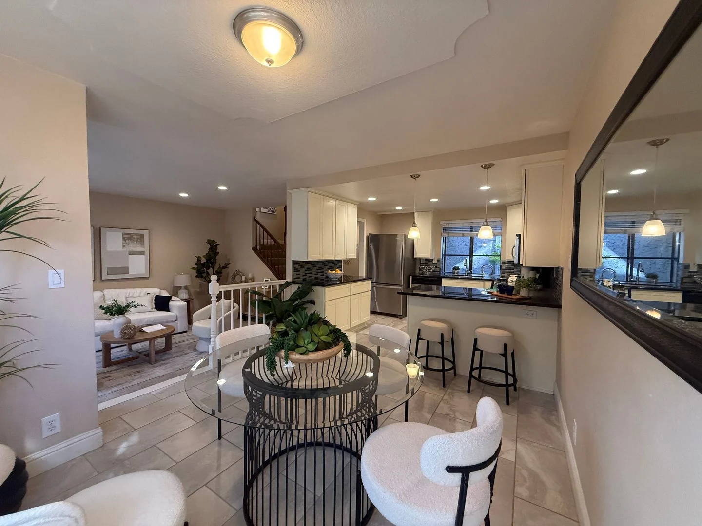 Beautiful Largetownhouse In Campbell photo 4