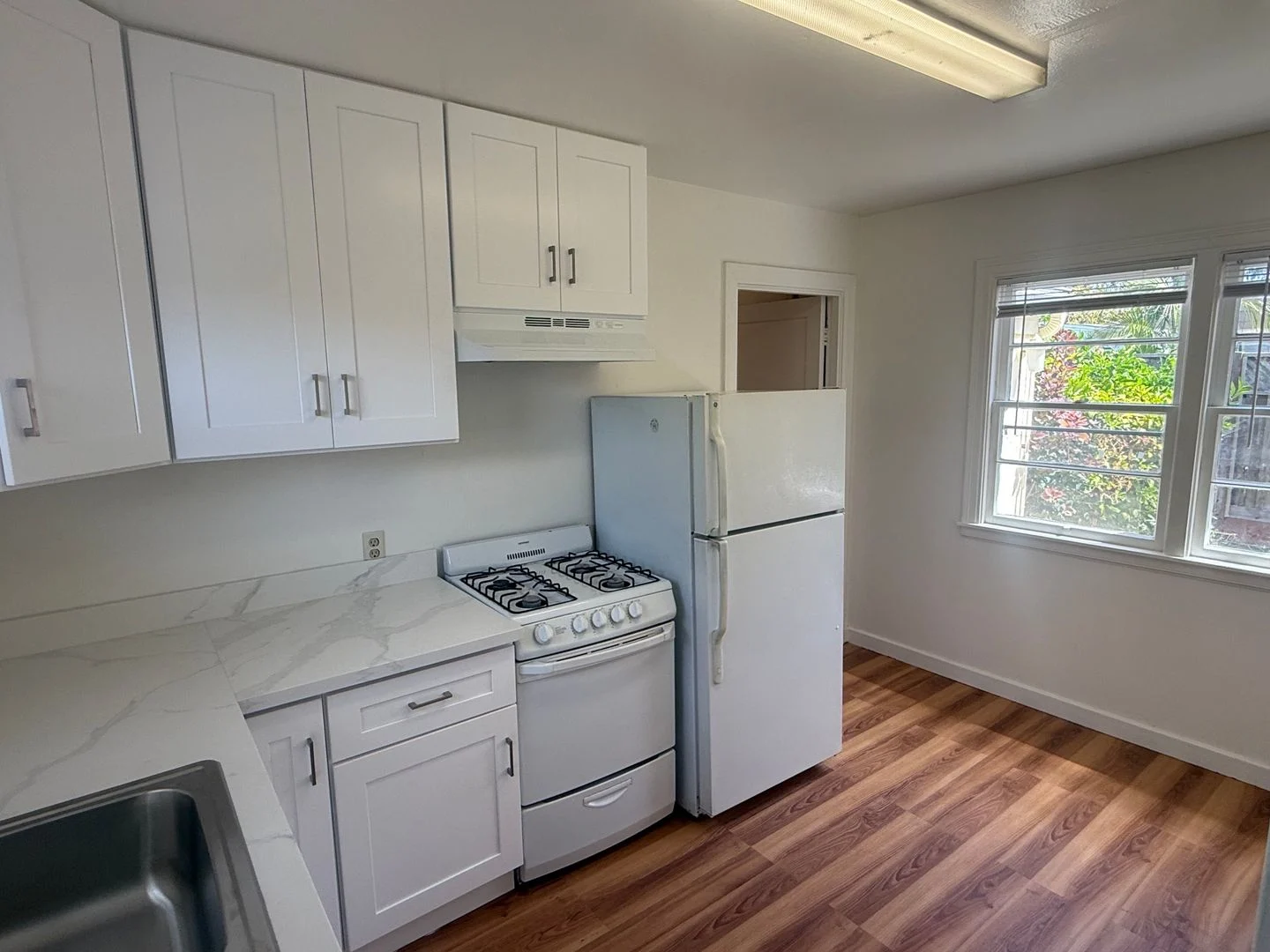 2565 Grant Ave photo 4