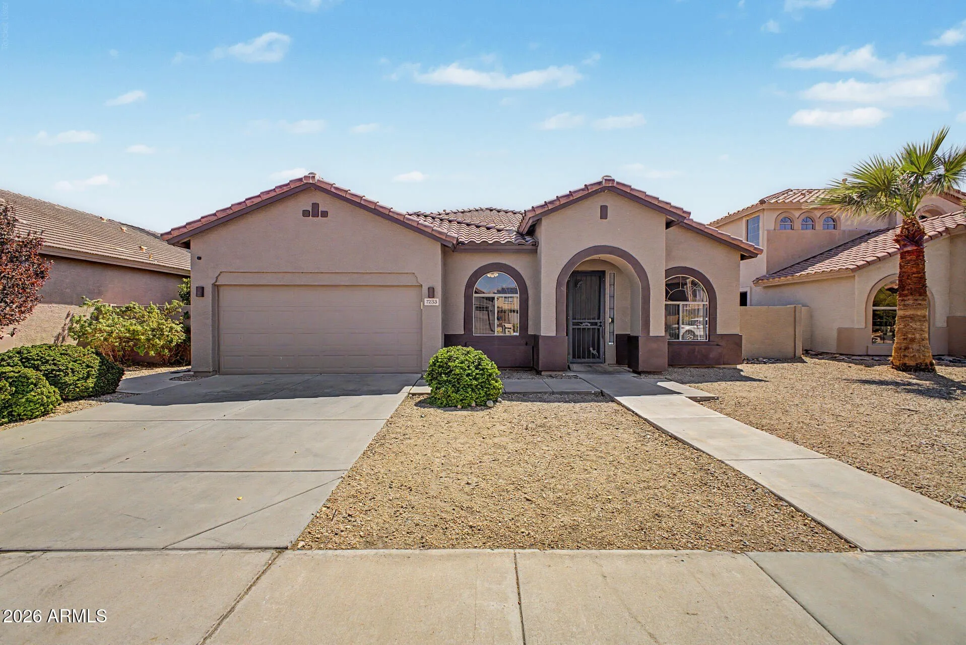 7233 W Paradise Ln
