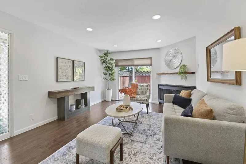 10063 Long Oak Ln photo 5