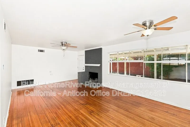 2809 Bonita Ave photo 5