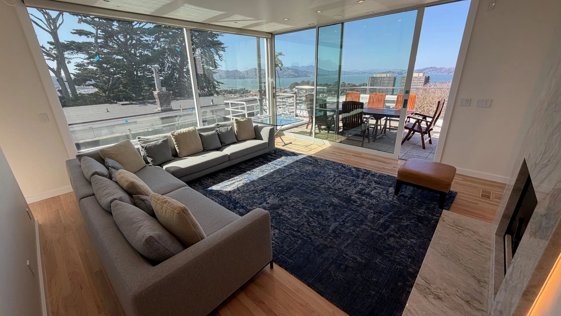 Iconic Russian Hill Luxury: Fully Remodeled 6-Level Home with Sweeping Bay Views