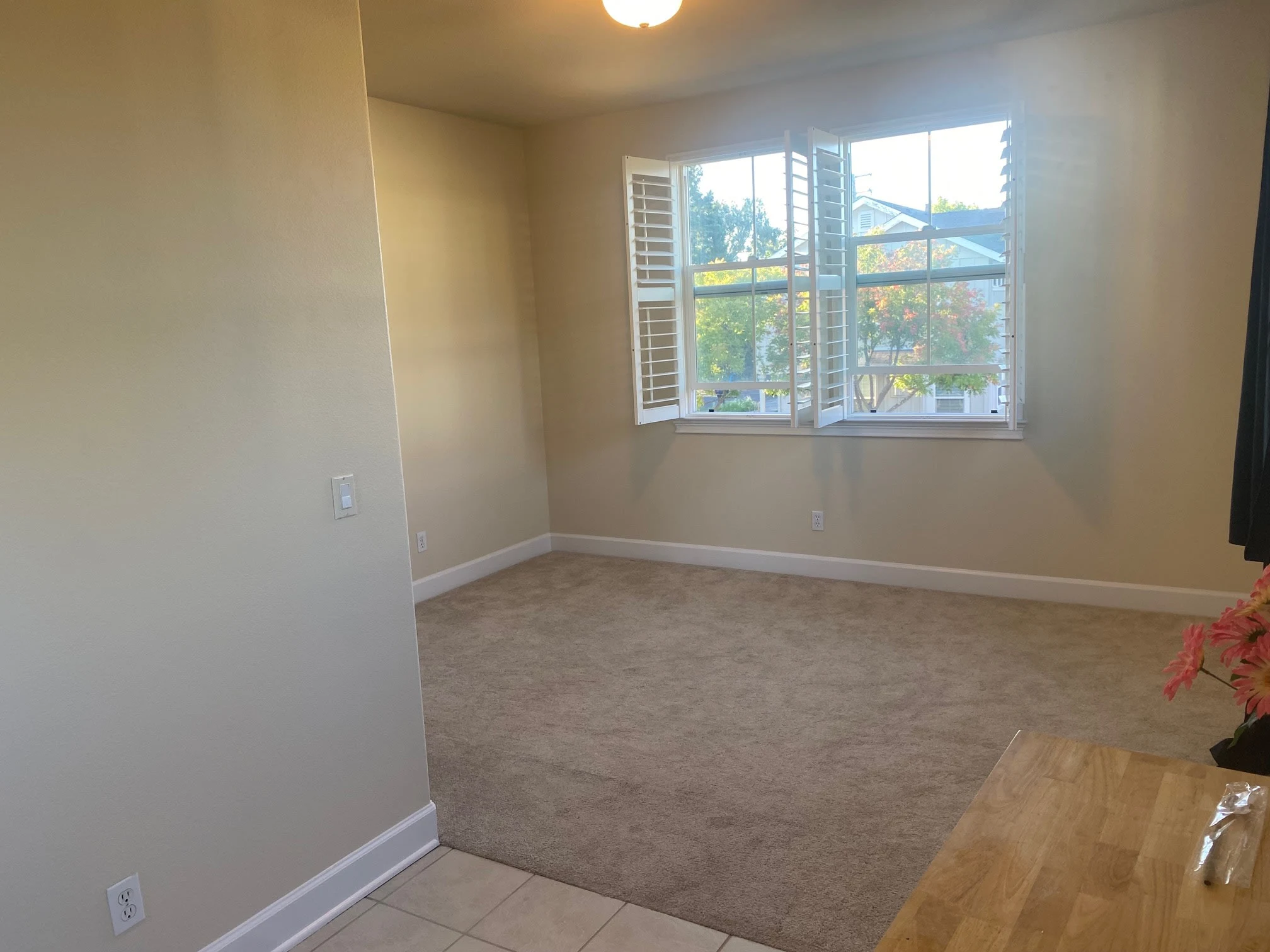 2466 Prairie Lane photo 2