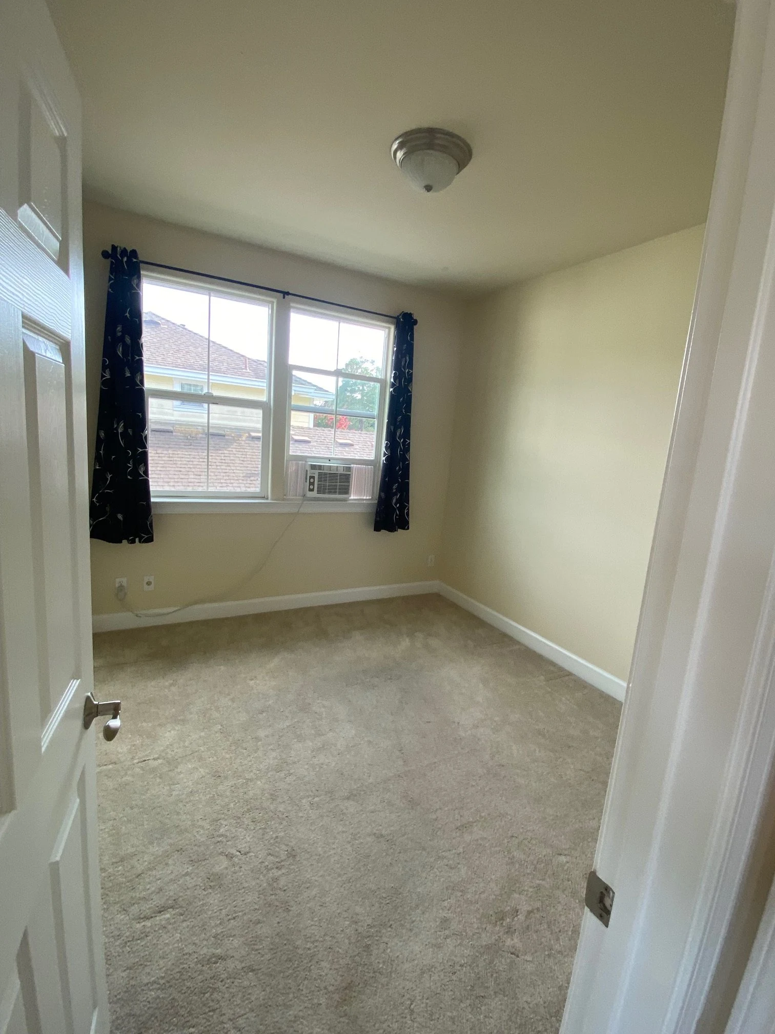 2466 Prairie Lane photo 3