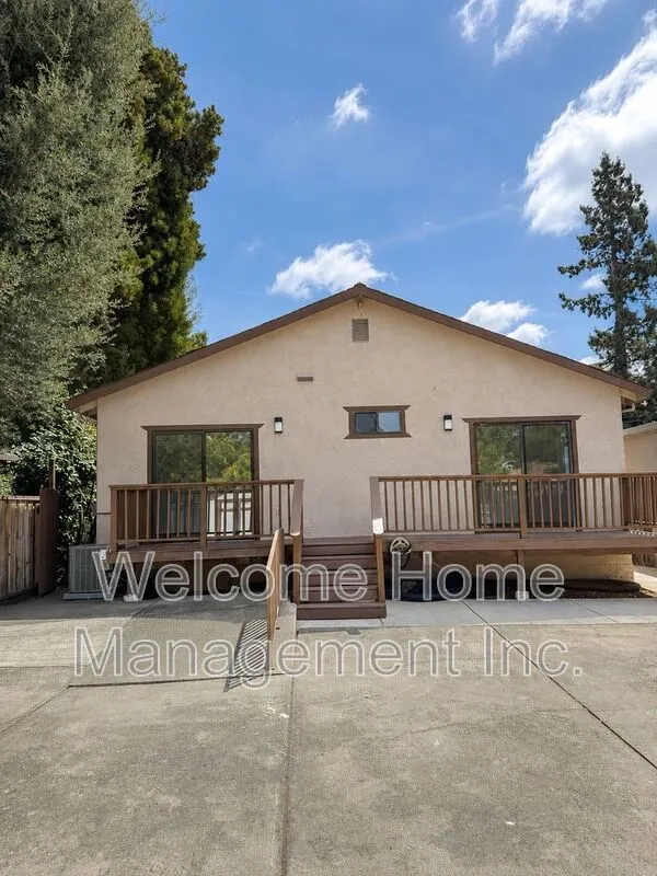 633 F St photo 3
