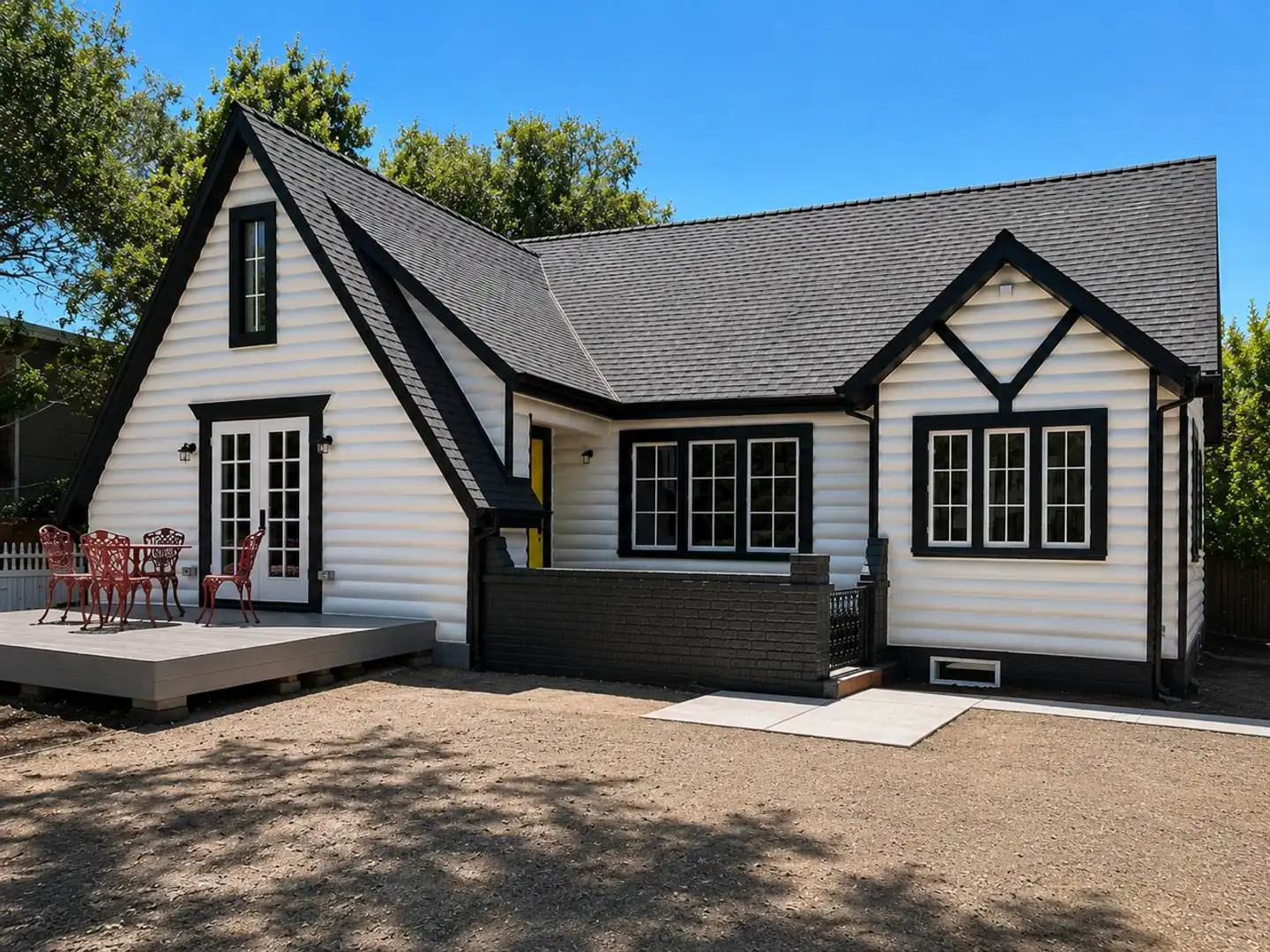 Beautifully Remodeled 1930 Historic Cottage In Alta Heights photo 2