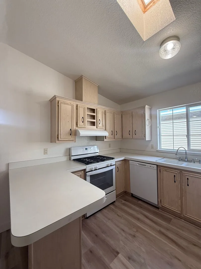 Charming 55+ Capitola Home – Walk to Capitola Village! photo 4