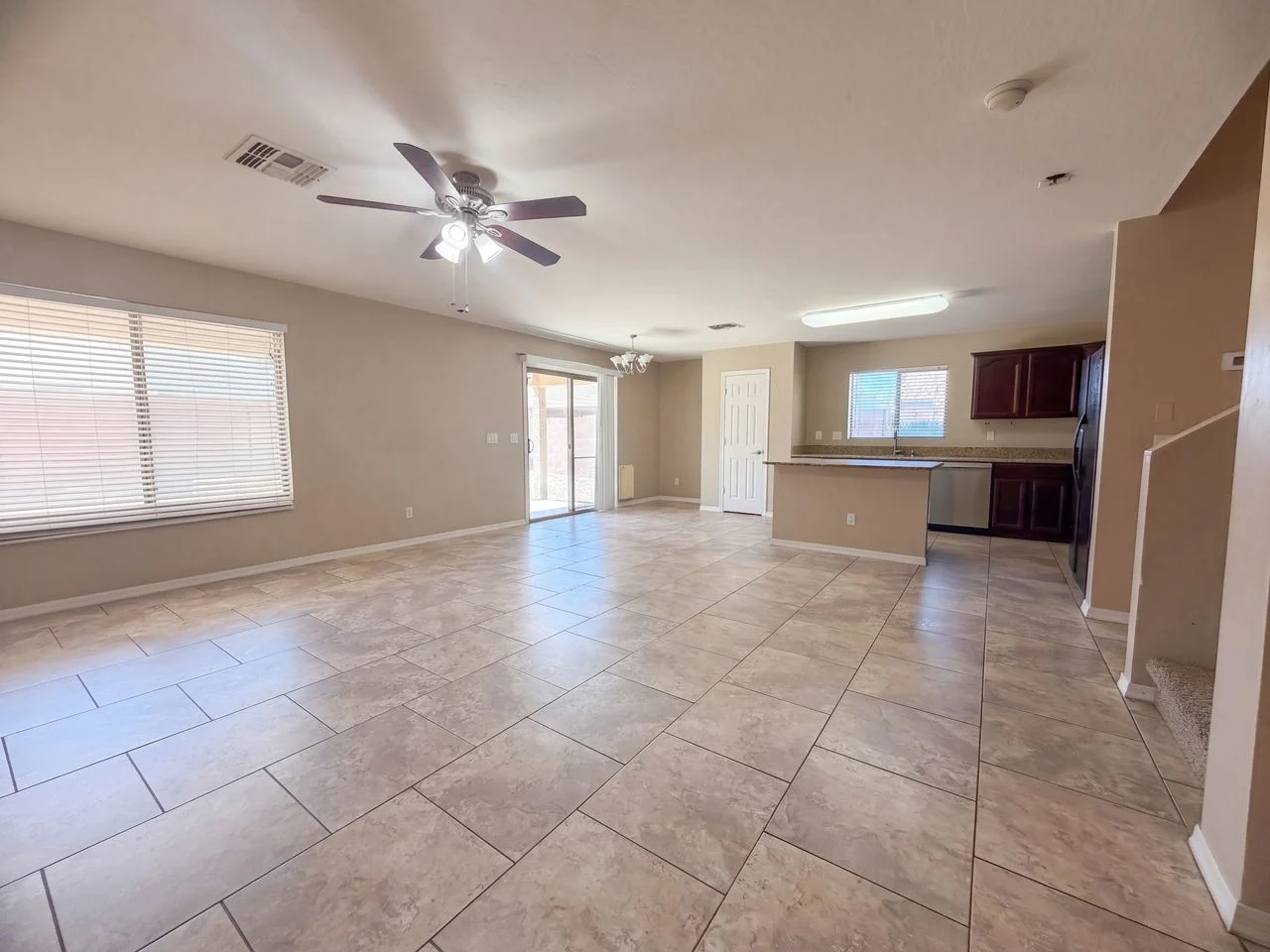 3202 W Santa Cruz Ave photo 5
